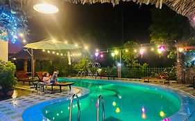 Tam Coc Little River Bungalow